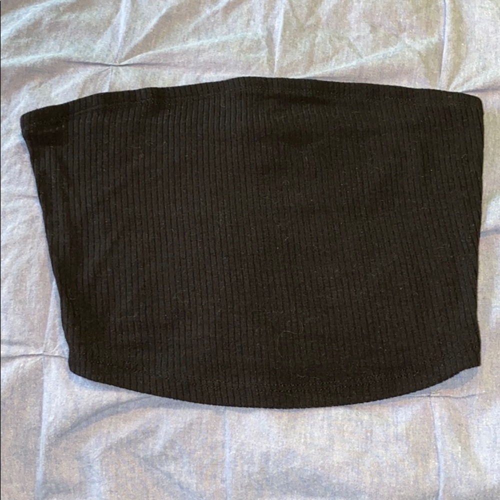 black textured bandeau/tube top